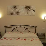 Glam Giulia La Spezia