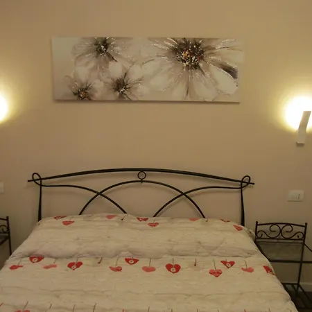 Glam Giulia ラ・スペツィア