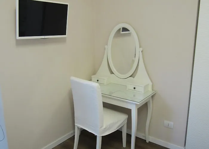 Glam Giulia Pensión La Spezia